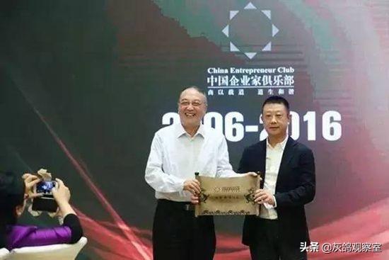 从技校差生到新加坡首富，他“中国心”不变，给家乡捐款1个亿