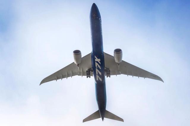 波音新型客机777X完成首飞，最新宽体款，2021年交付首架