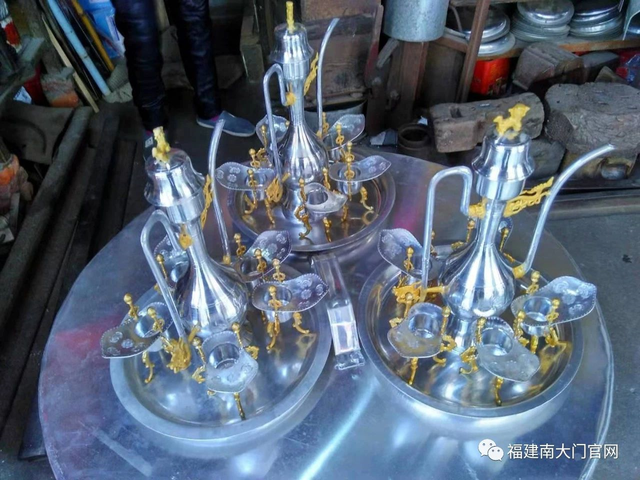 诏安：传统手工锡器与白铁件