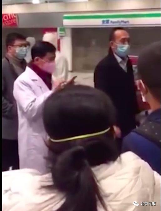 新加坡抵杭州一航班被隔离，当局辟谣拒116名武汉旅客入境