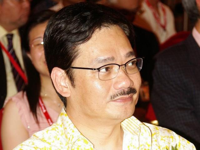 黄玉郎19岁儿子逐渐学会生活自理倪诗蓓感欣慰，从小患病心智两岁