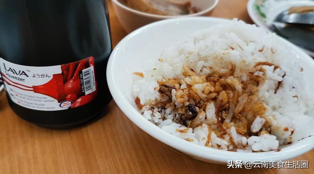 吉隆坡品尝正宗巴生肉骨茶，食材地道味道好，比国内吃猪肉便宜