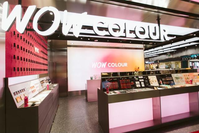 WOW COLOUR彩妆集合店南京首发 打造线下美妆零售店新标杆