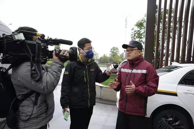 浙江省疾控中心今日开展从新加坡抵杭武汉旅客流行病学调查