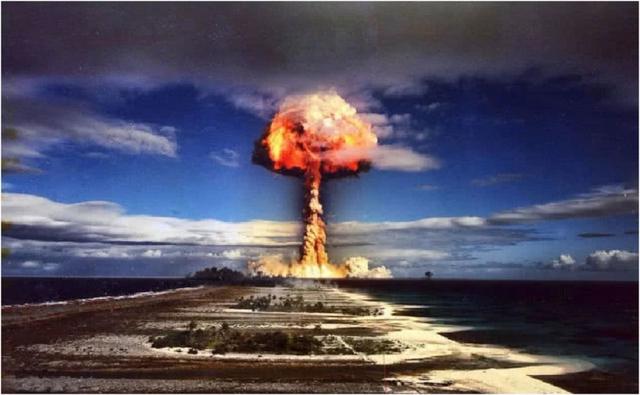 中国曾遭遇7次核威胁！罗布泊的蘑菇云，彻底粉碎超级大国核讹诈