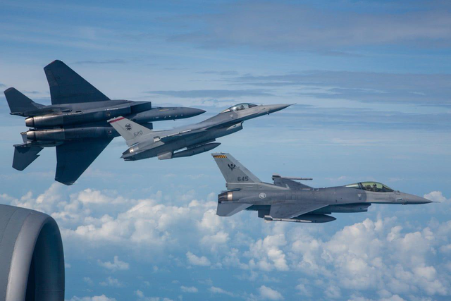 东南亚最强空中力量，新加坡采购F-35B，“毒蝎”最锋利的毒刺
