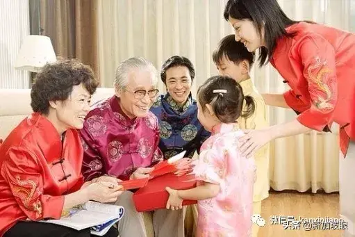 在新加坡过年，该不该给孩子压岁钱？