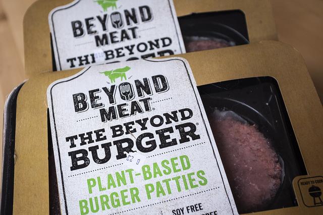 Q4营收超预期却亏损依旧，BeyondMeat的人造肉不“香”了么？