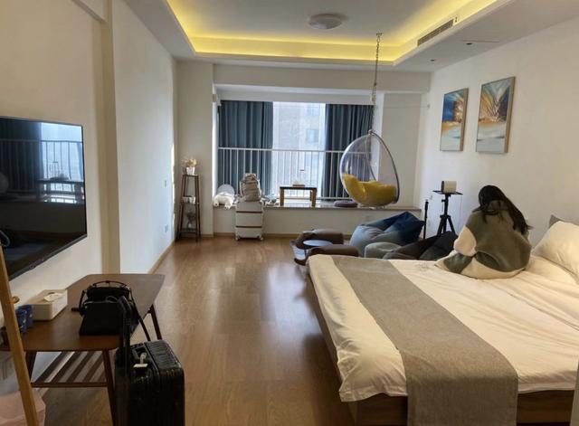 “流浪”在外的百万武汉人：一夜间尝遍人间冷暖