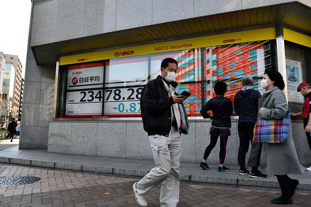 日本处于新冠病毒感染迅速扩大的“紧要关头”