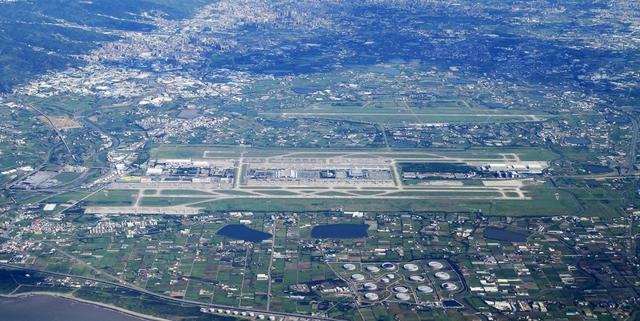 在暴雨中泡个澡，回顾中华航空605航班1993.11.4启德机场坠海事件