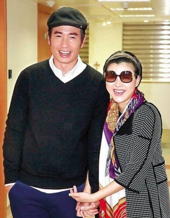 TVB型男，曾欠债十几万沦落做推销，拿下4个“视帝”成人生赢家