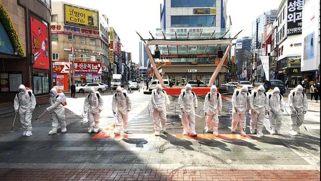 韩国确诊病例超过2000！为何海外疫情爆发在韩国，而不是日本新加坡？