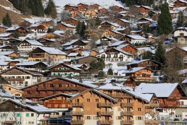 被感染后又飞去法国滑雪...传给同屋一家老小5口人！这英国人有点猛