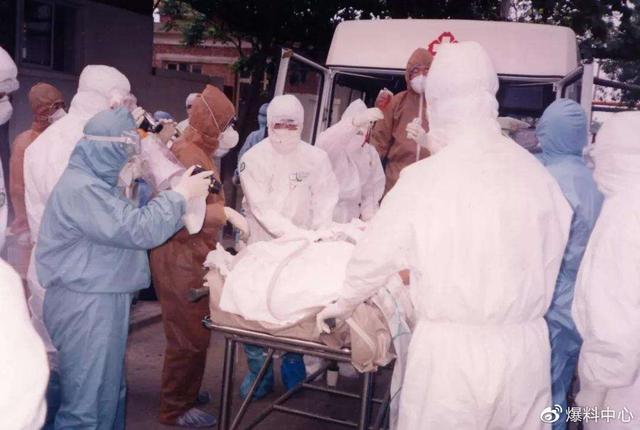 2003年恐怖的那场SARS瘟疫，如何开始跟结束，很多人已经不清楚了