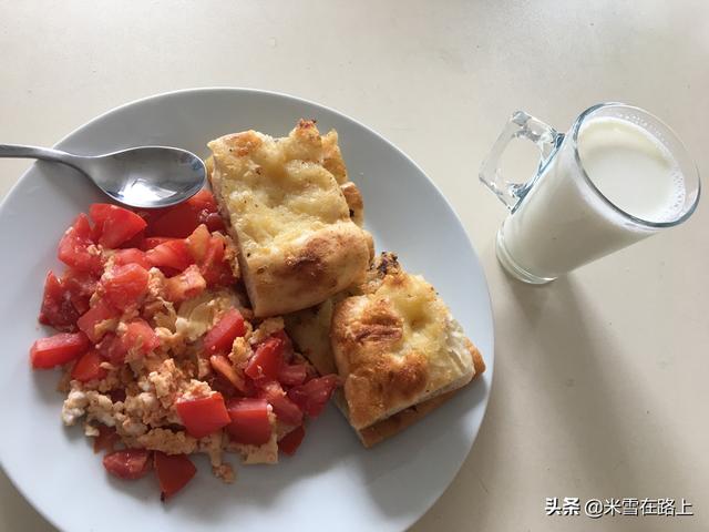 在德国留学，五国室友饮食各异；我没吃大米饭，每日吃面包和面食