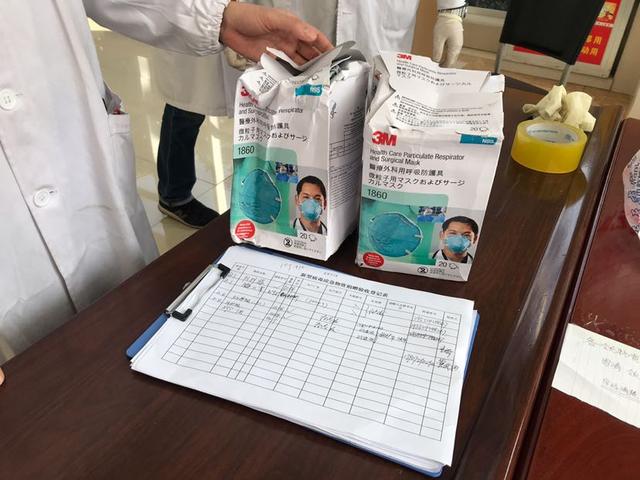 来自新加坡的暖心N95口罩