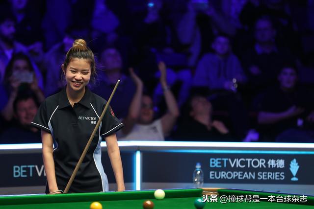 她不远万里只打了5秒钟比赛 却给全场留下灿烂笑容——记147少女