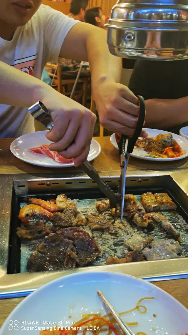 在新加坡吃韩国烤肉
