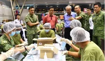 新加坡部长涉疫情会议录音泄露，辱骂民众，引发哗然