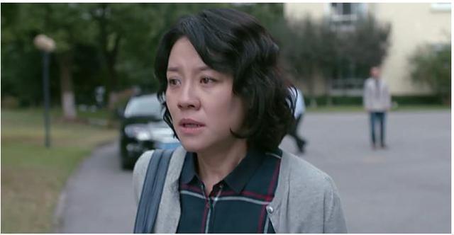 她是“国际影后”，却总是扮演些农村妇女，现实中却长得这么漂亮