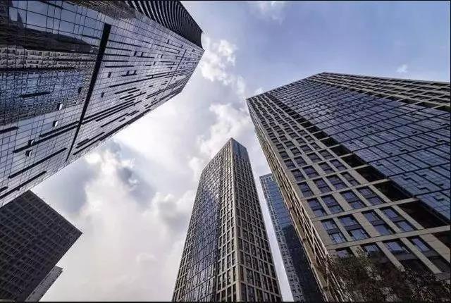 抗疫“金融战”硝烟弥漫，新加坡是“重要战场”