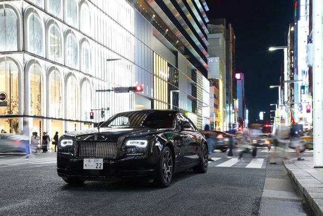 劳斯莱斯Black Badge系列摄影展来了