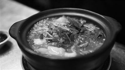 恢复堂食的“南京大牌档”里 久违的“金陵味道”一点都没变