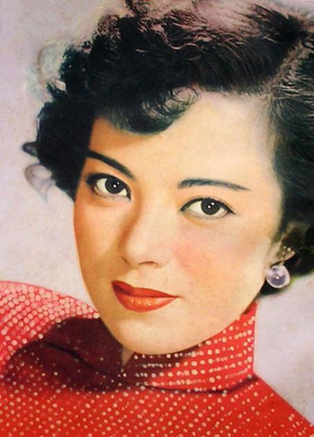 美女李香兰的传奇人生，用后半生向中国人忏悔，活到94岁