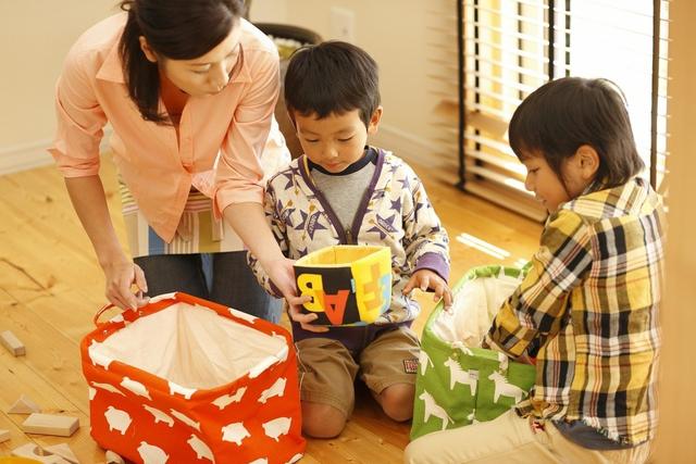 为什么日本这么多家庭主妇？雇保姆比买奢侈品还贵