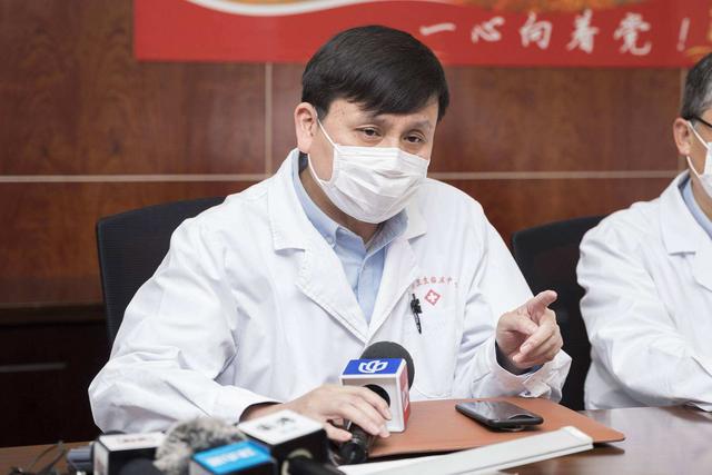 华山医院张文宏：过了夏天以后病人会减少，给海外留学生提3点建议