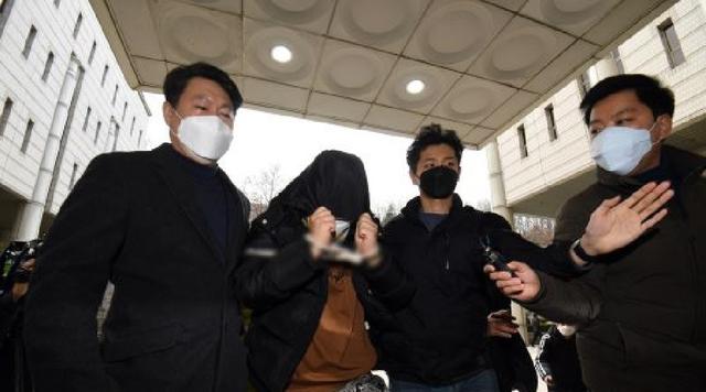 韩国偷拍女性为何屡刷下限？集体厌女症令人无语