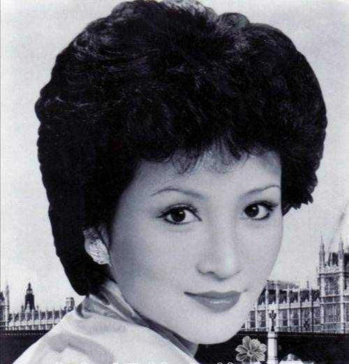 狄波拉与谢贤的16年，女人这辈子，真的不能太把爱情当回事