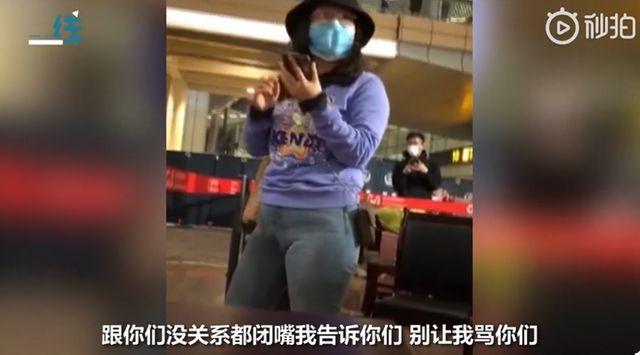 “让我隔离，你要脸不？”泰国回国女子大闹机场骂防疫人员：你们一个都骂不过我