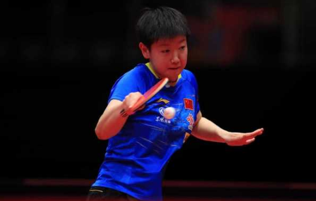 国乒女单轰5个4比0，日本悍将4局只丢5分，名将1天3败三线出局