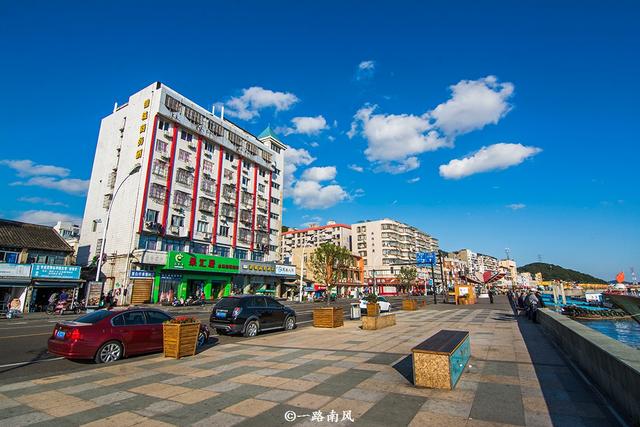 浙江面积排末尾的城市，相当于两个新加坡，游客以为是个县级市