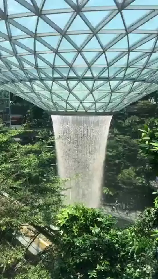 看新加坡这个机场的设计，大师之作