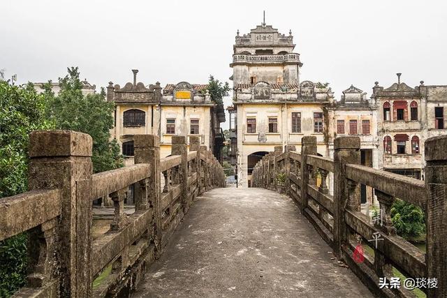 一个古镇竟然有2座图书馆，还是两大家族互相斗气建起来的