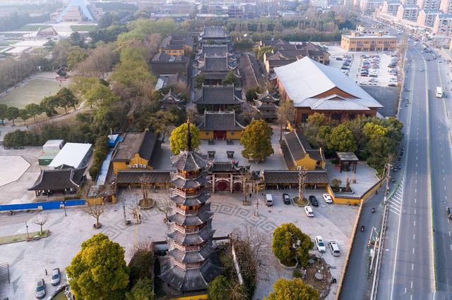 上海寺庙简介20座， 据说前十座祈福灵验，附上海168座寺庙名录