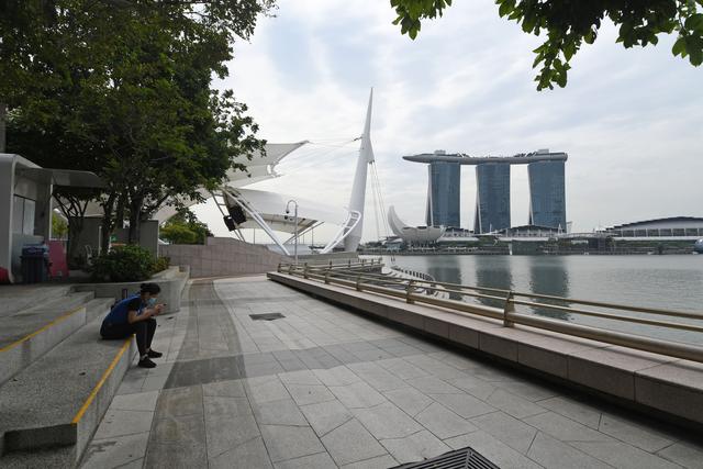 新加坡对外籍“短签”新冠病例收治疗费