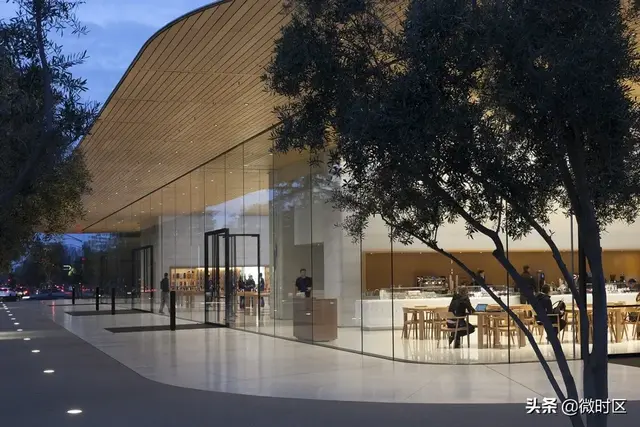 苹果关闭中国以外所有AppleStore，网友：关门前让我再膜拜下！