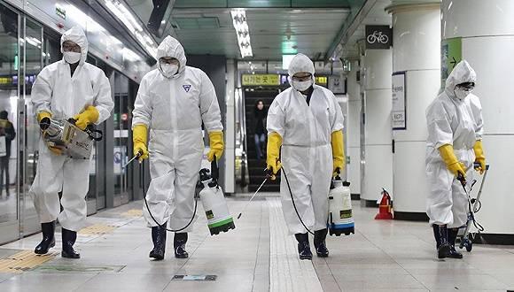全球疫情最新报道：韩国确诊人数超3500，美国首现死亡病例