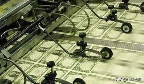 要抛美债吗？美国“无限大放水”，又要褥全世界羊毛！