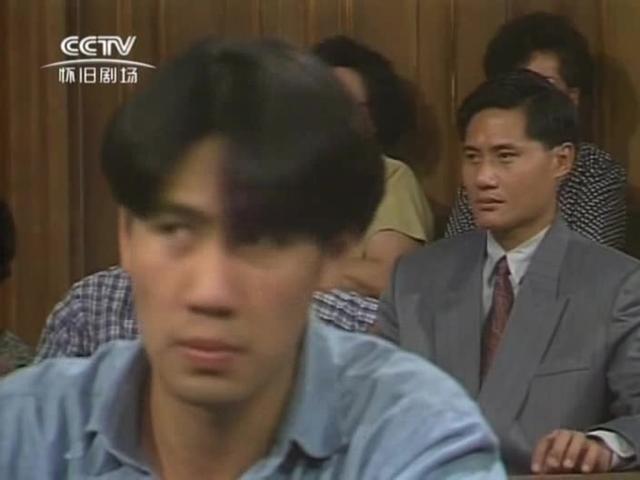 新加坡经典老片：庭审所以证人证言都对明亮不利