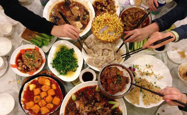 中国人最可怕的吃饭习惯，该改改了