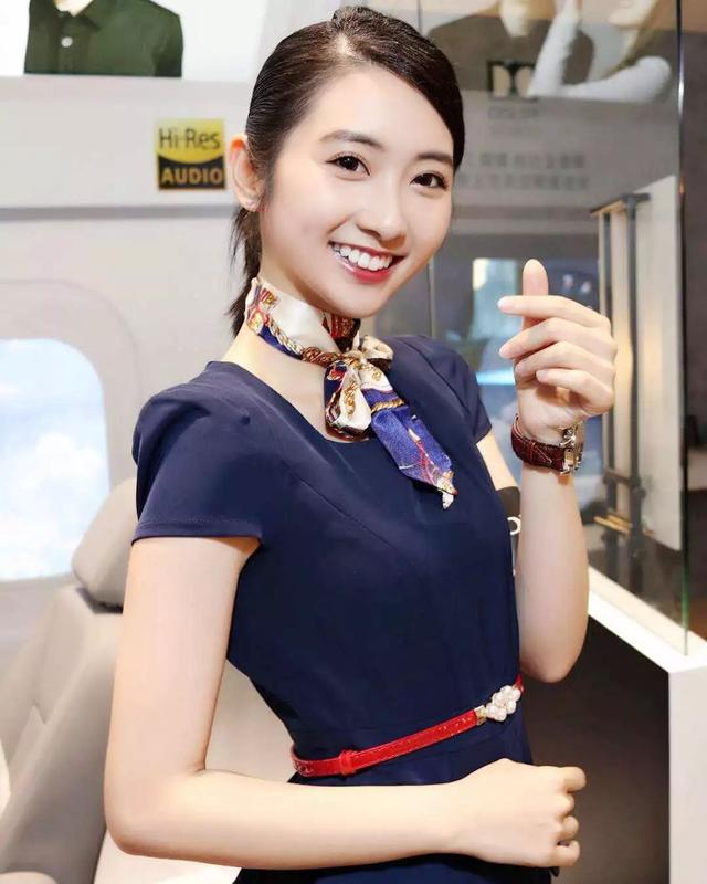 100张世界级空姐照！大饱眼福