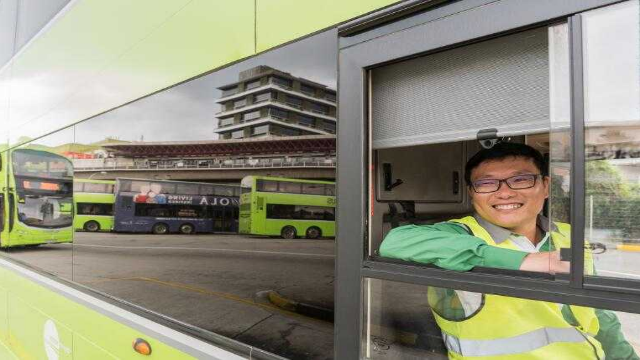 疫情下的故乡异乡情  在新打拼的马来西亚、中国、印籍职工说故事