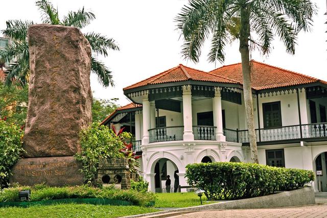 新加坡晚晴园，散发着浓郁历史文化的雕塑