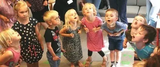 杨东平：英国的私立学校铺张浪费只为富人服务 中国最不应该学