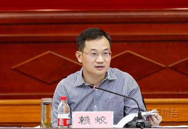 70后正厅级县委书记获提拔，曾暗访防疫纠正快递员错误戴口罩